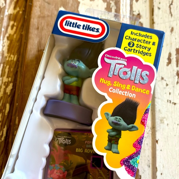 Little Tikes Story Dream machine - Trolls - hug, sing & dance NEW - Picture 2 of 4